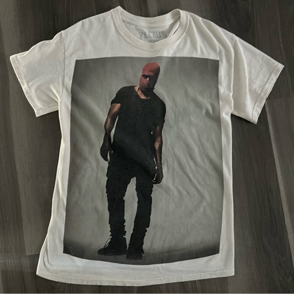 YEEZUS TOUR SHIRT